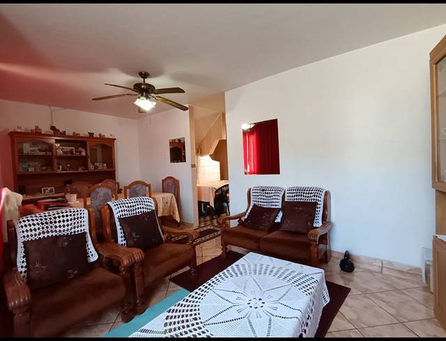 3 BEDROOM FREEHOLD FOR SALE IN RYDALVALE